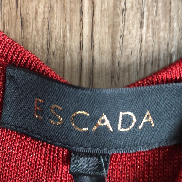 Escada knit dress in red. - Picture 4 of 9